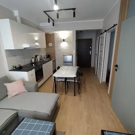 Zacisze 3 Modern * ブィドゴシュチュ