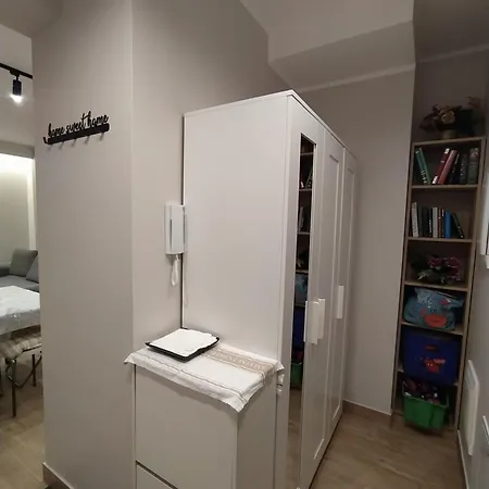 Zacisze 3 Modern דירה *